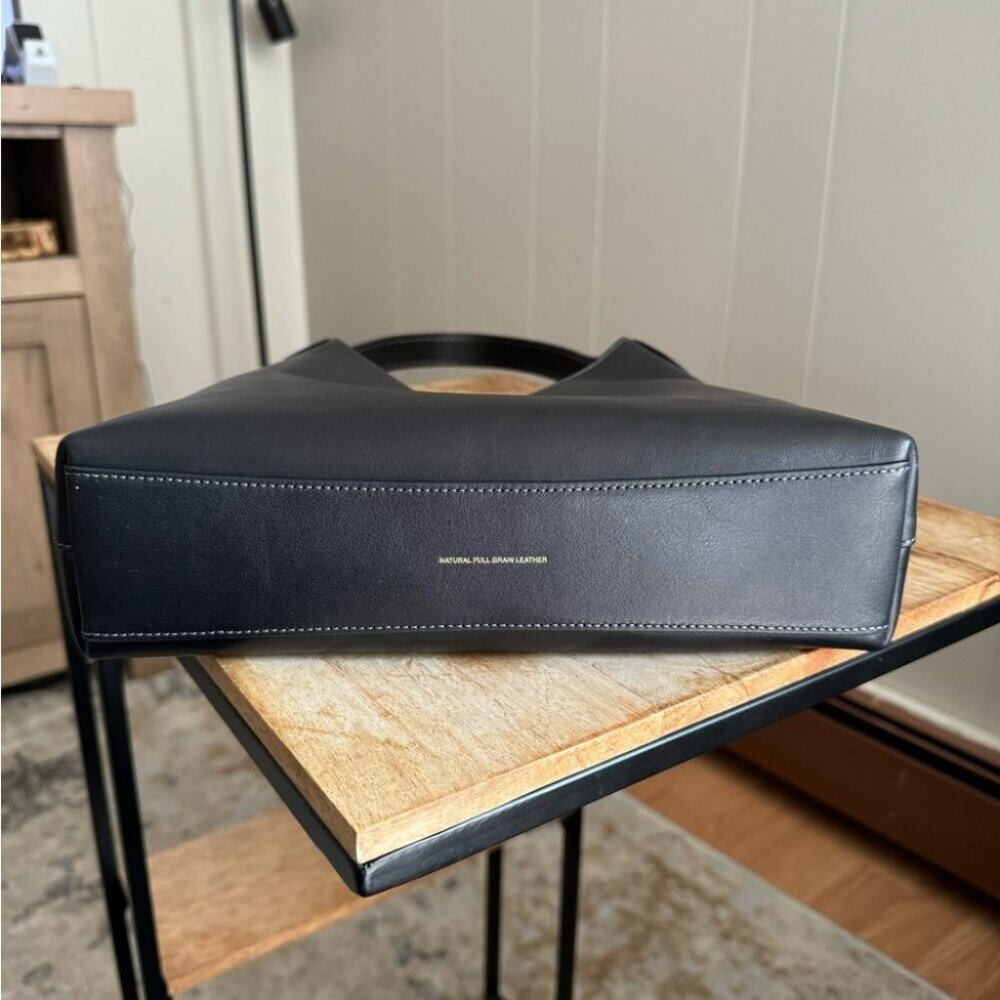 Exclusive COACH Brooklyn 28 Leather Purse - Picture 5 of 5
